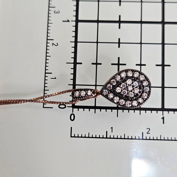 Rose Gold Sterling Silver Crystal Pendant & Rose Gold Plated 925 Box Chain 18" - Picture 7 of 13